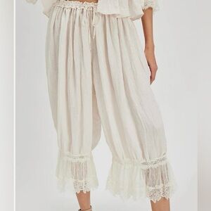 Boho Lace-Trim Wide Leg Crop Pants - white